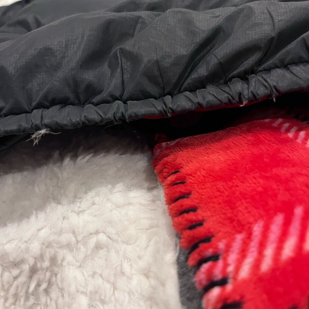 Patagonia Kids' Navy Hi-Loft Puffer Coat - Picture 8 of 9